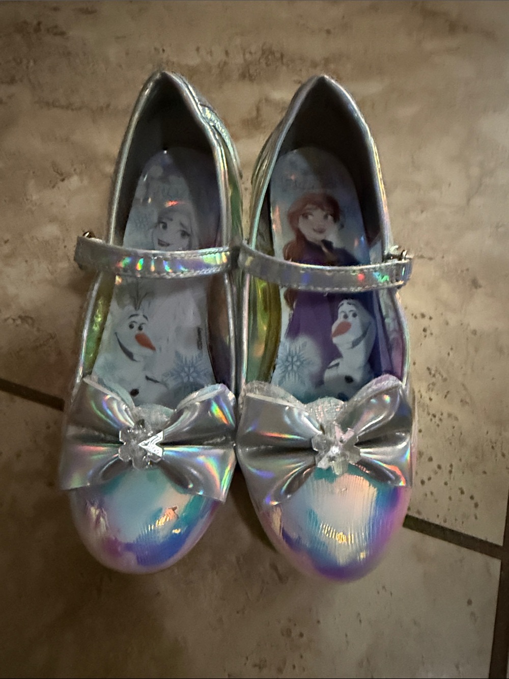 Kids Iridescent Frozen Themed Shoes with heel - Silver